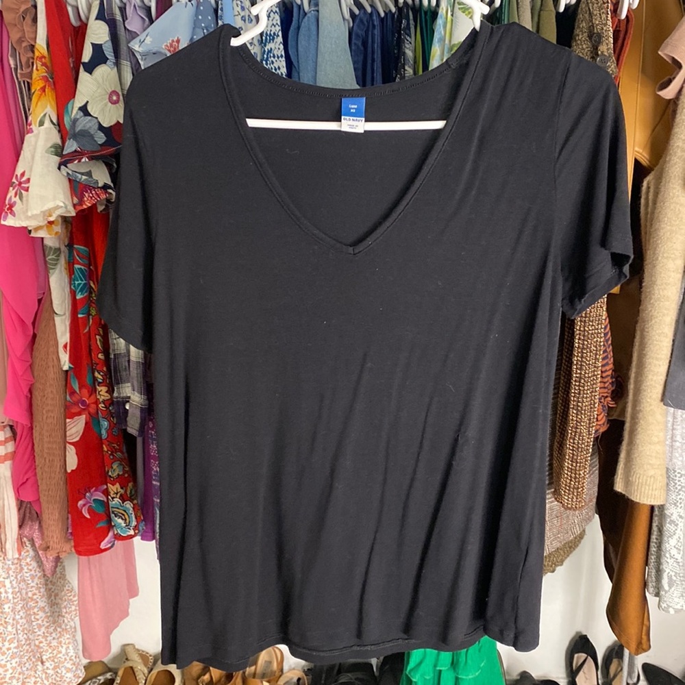 Black Flowy Tee | Size : XS